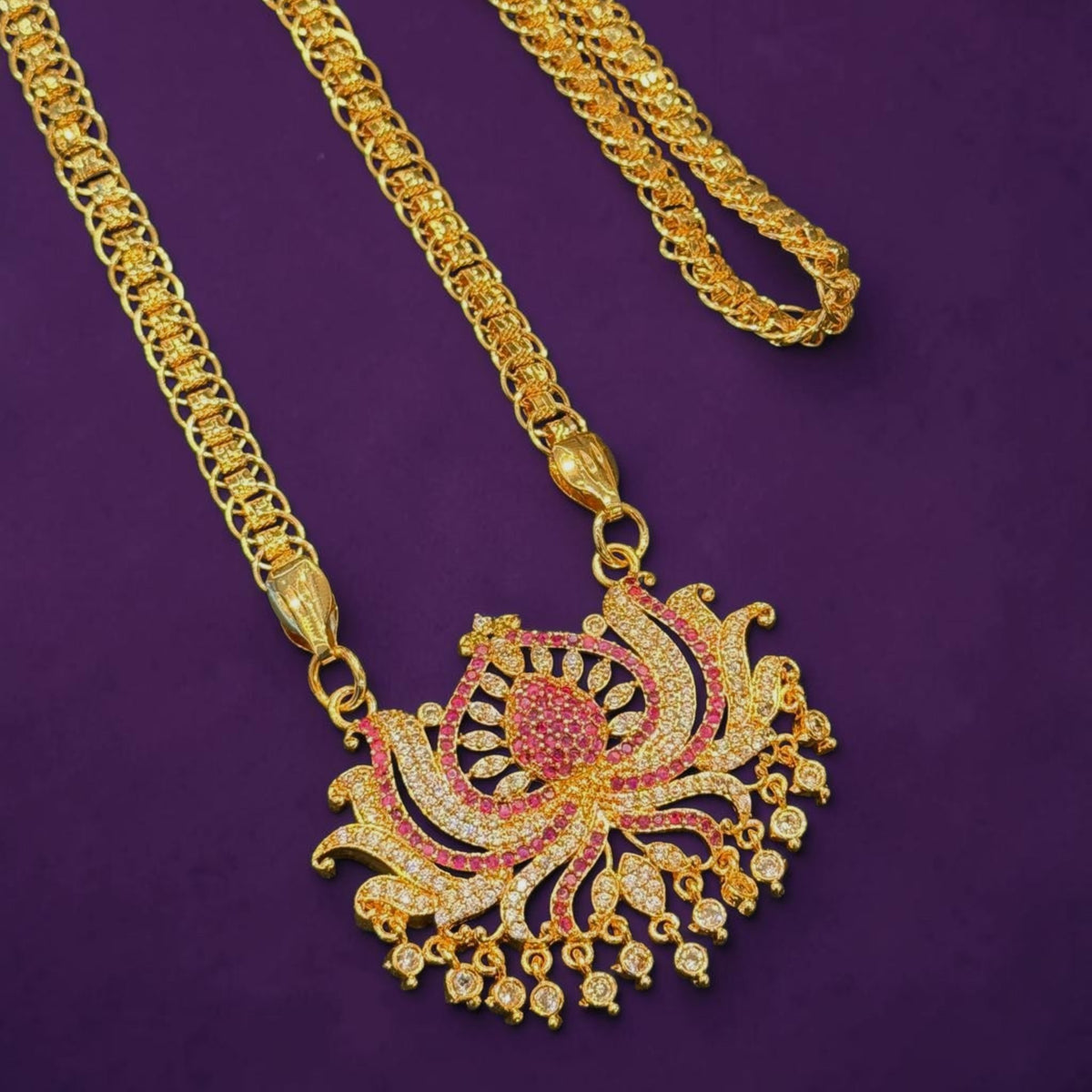 Dazzling Lotus Pendant Chain