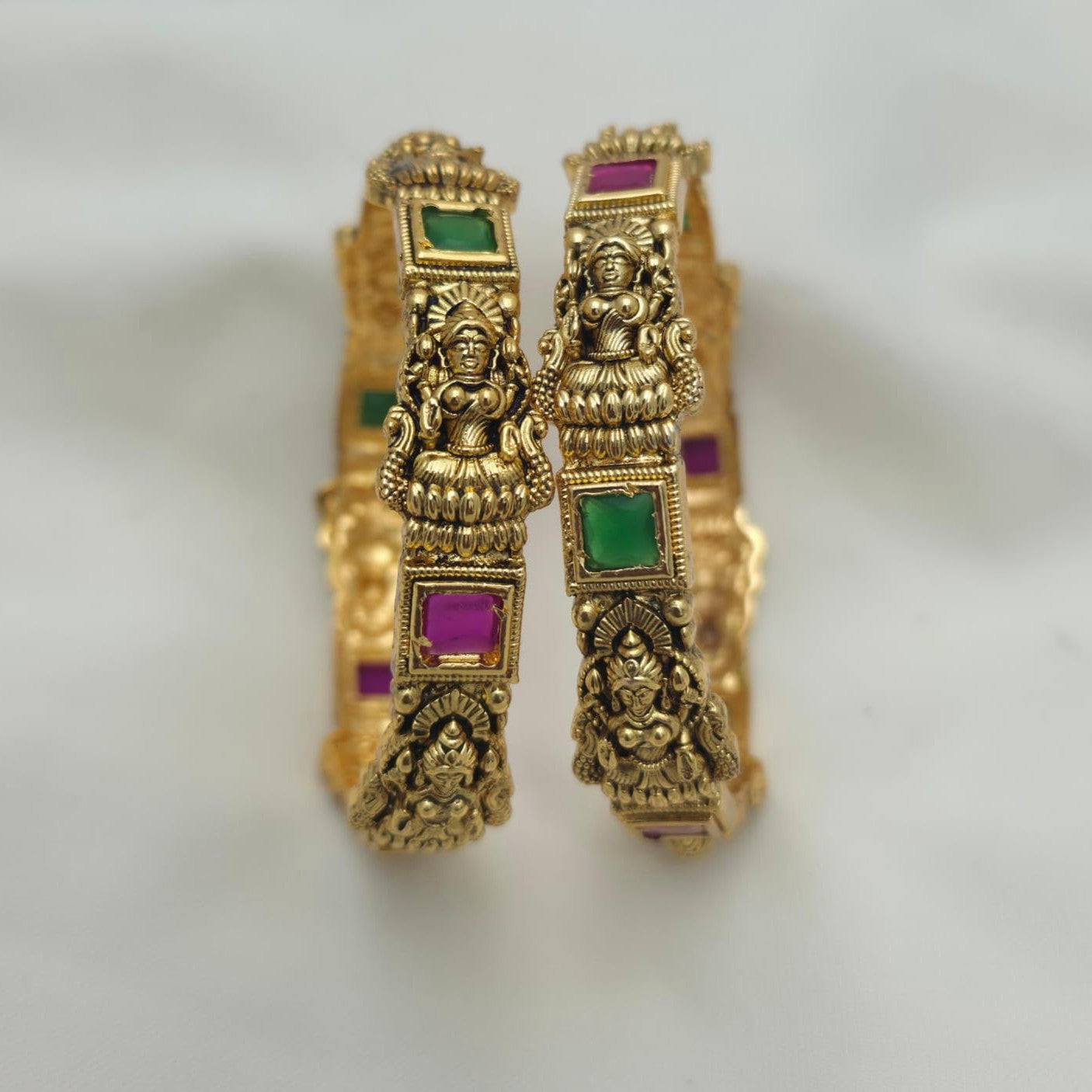 Lakshmi stone bangle