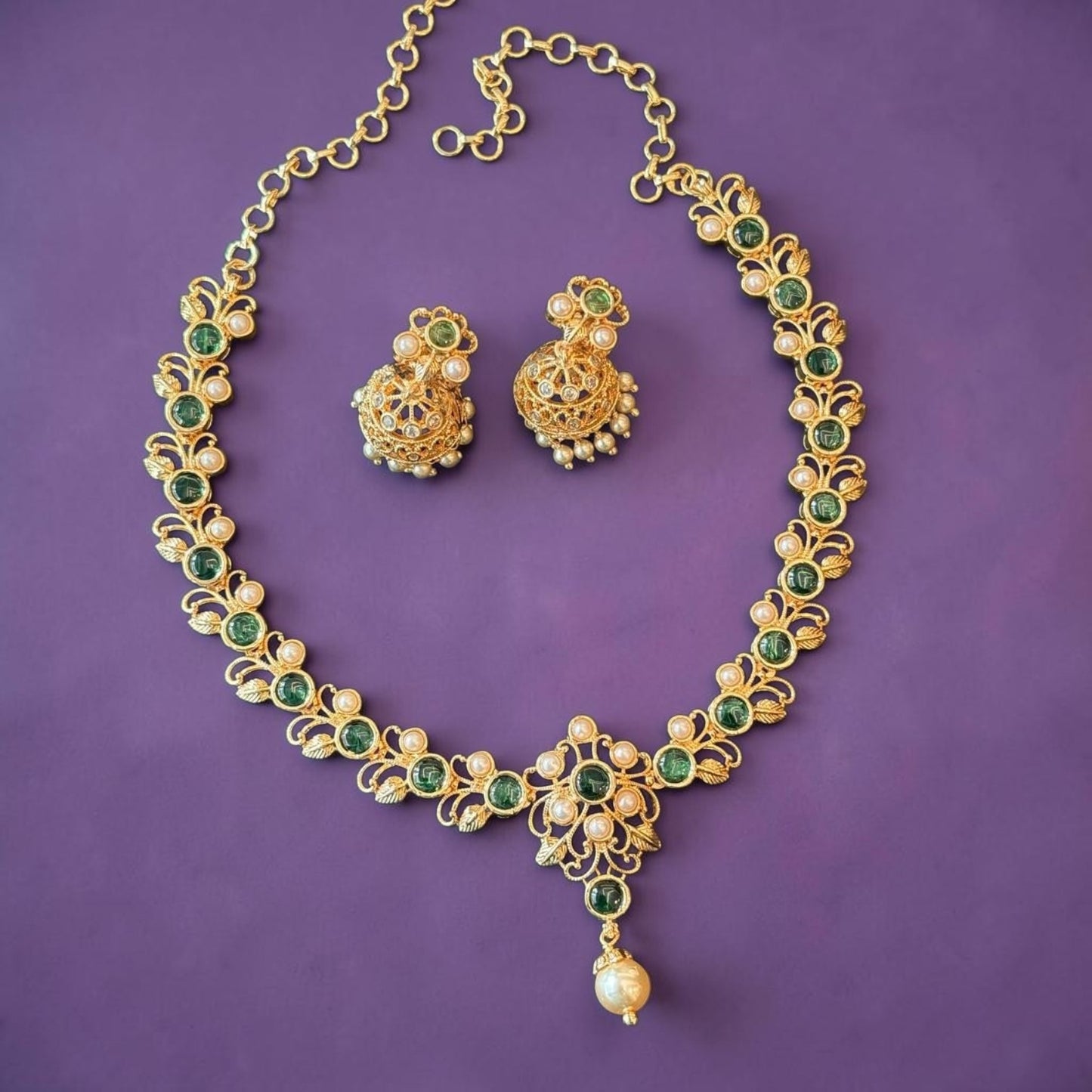 Handmade Pearl Neckset
