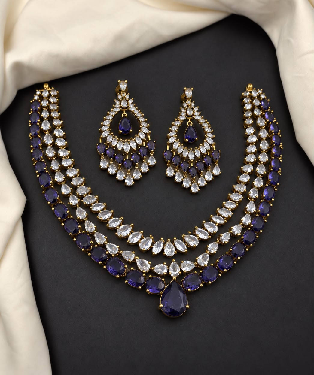 Layered Stone Neckset