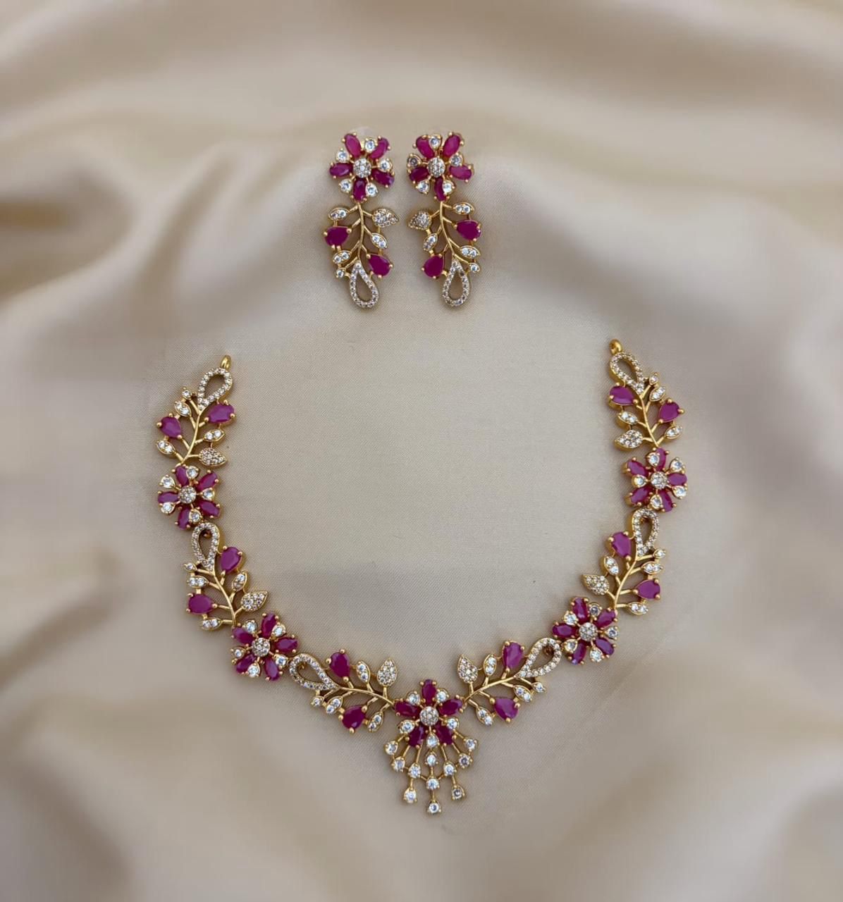 Floral Neckset