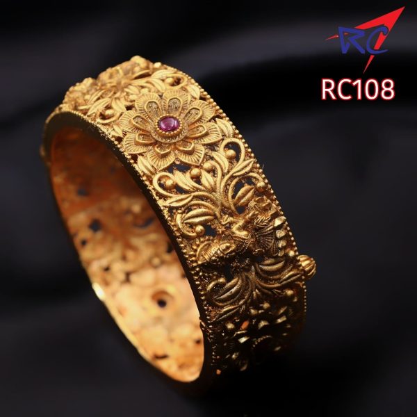 Antique Lakshmi with flower design Bangle