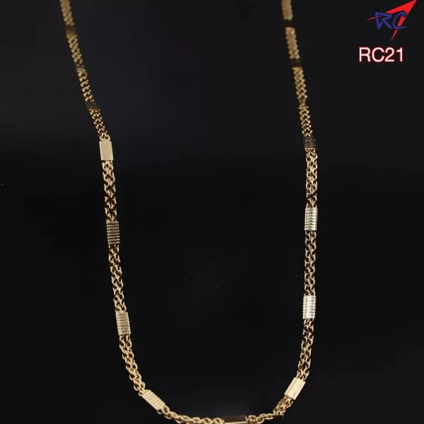 Gold finish plain with box block design chain