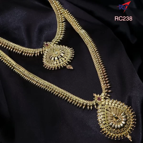 Traditional Mallipo mottu design with peacock pendant Combo set