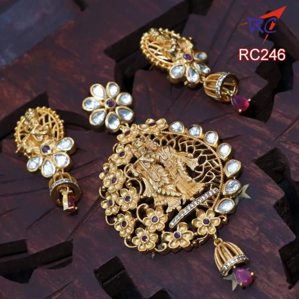 Lord Krishna Kundan stone flowers design Pendant set