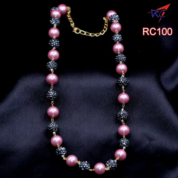 South Pearl with Tourmaline stone Beaded Neckpiece - Image 2