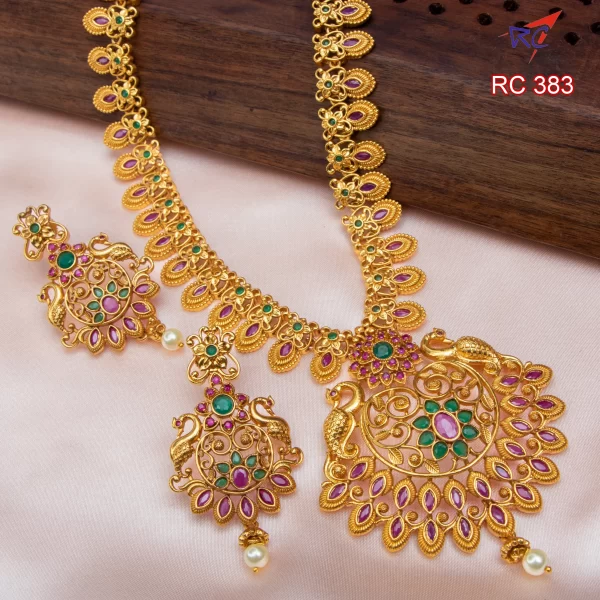 Mat finish flowers and leaf design with Pendant Haram set