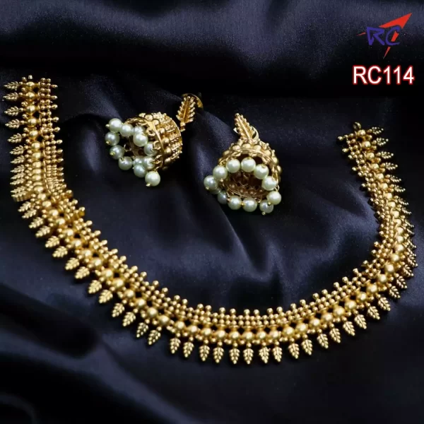 Mat finish temple design necklace with Jimikki set