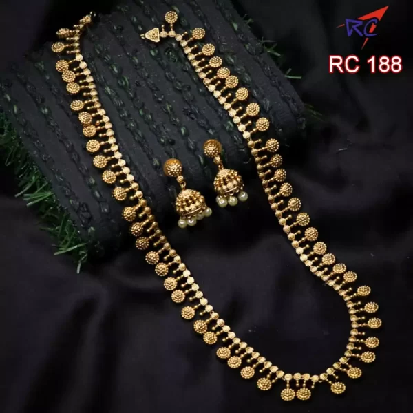 Simple Mat finish floral pattern long haram set