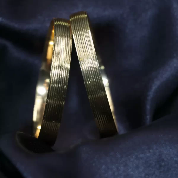 Gold finish 5 mm plain Bangle