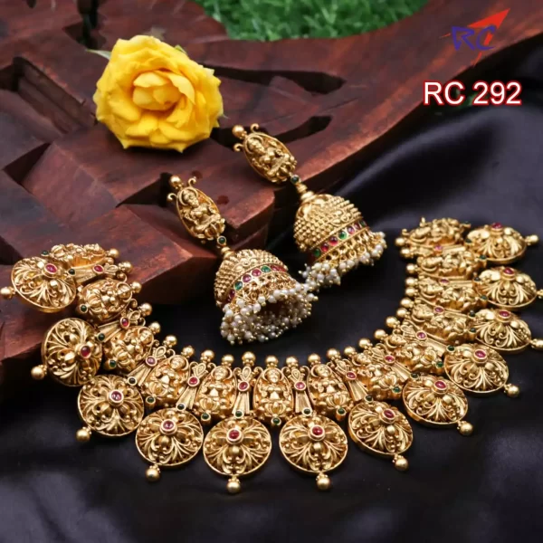 Mat finish Lakshmi with Flower in circle design Neckset