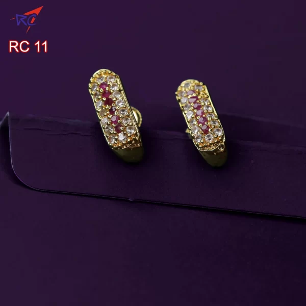 Gold finish 3 line stone " J " design Stud - Image 2