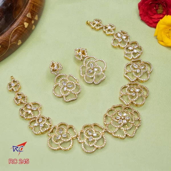 Mat finish AD stone Flower design Round Necklace