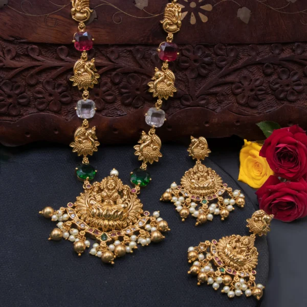 Exquisite Peacock design with 3 color stone Neckset