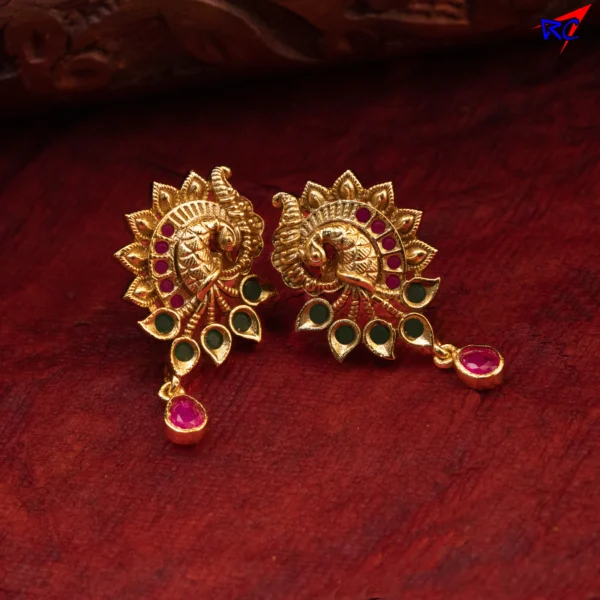 Antique Finish Peacock with feathers design Stud